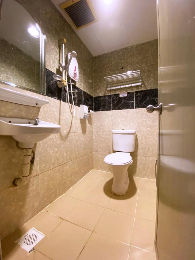 Mr Hotel Nusa Bestari Skudai Εξωτερικό φωτογραφία